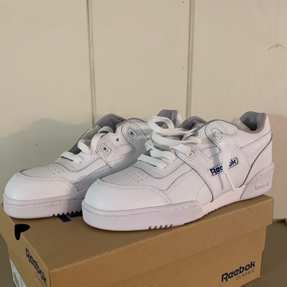 Reebok juniors 5.5 training shoes. Brand new in box